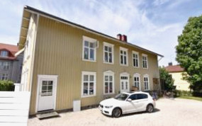 Three-Bedroom Apartment in Amal